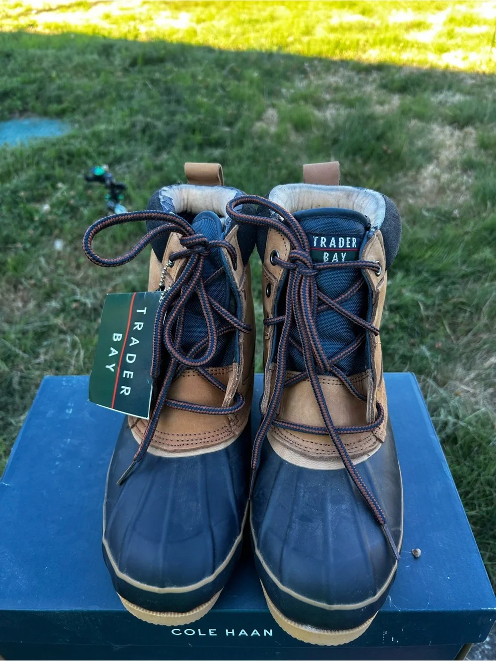 Trader Bay Men’s Tan and Navy Waterproof Lace-Up Duck Boots Size 8